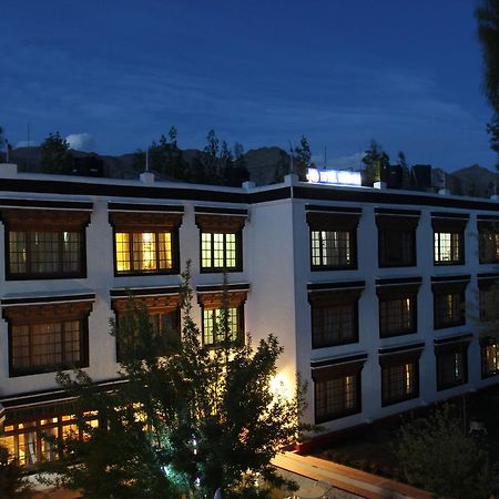 Mandala Hotell Leh Exteriör bild